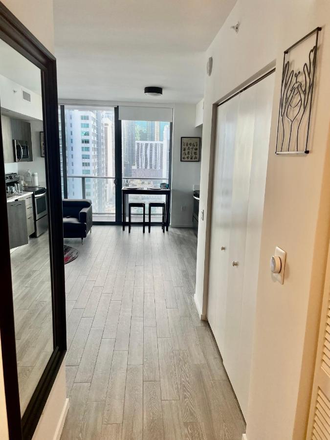Beautiful Downtown Ocean View. Apartamento Miami Exterior foto